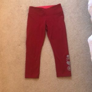Red Lululemon/soul cycle collab leggings